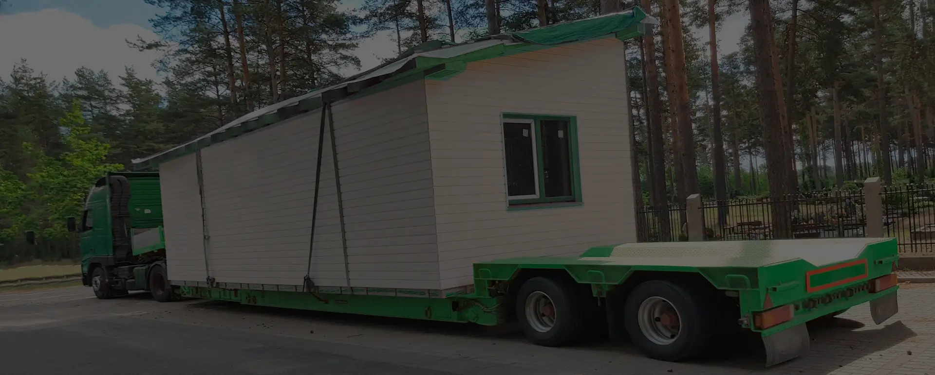Сделать расчет цены на доставку тралом модульных домов в станице Пластуновская (Южный округ - Краснодарский край) в онлайн калькуляторе